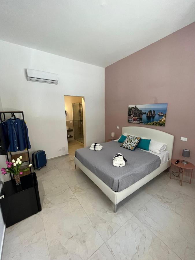 Sicilian Paradise Casa Vacanze كاستيلاّماري ديل غو الغرفة الصورة